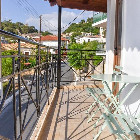 Apartament Prana'S Castle Kyparissia Zewnętrze zdjęcie